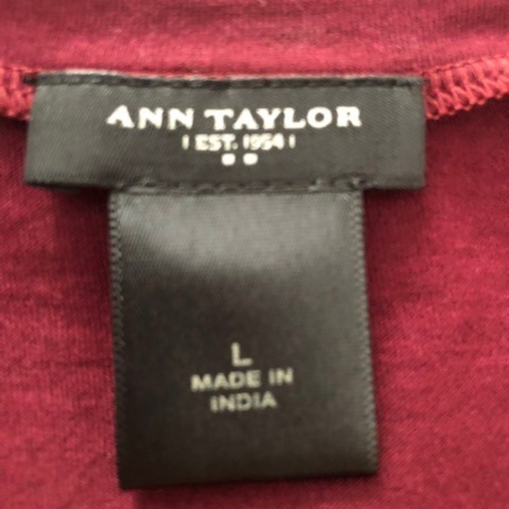 ANN TAYLOR Ruffled Burgundy Tank - Picture 3 of 3